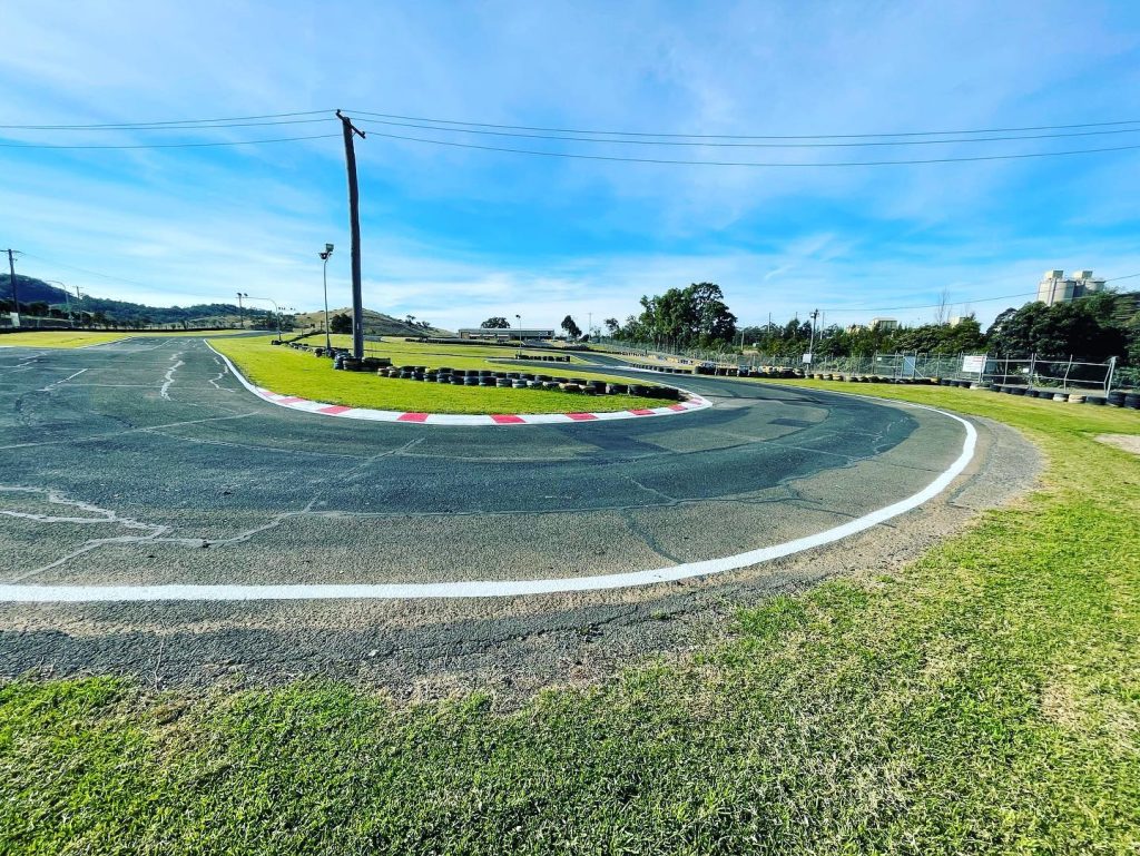 What Is a Racing Line? How the Right Line Makes You Faster in a Go Kart